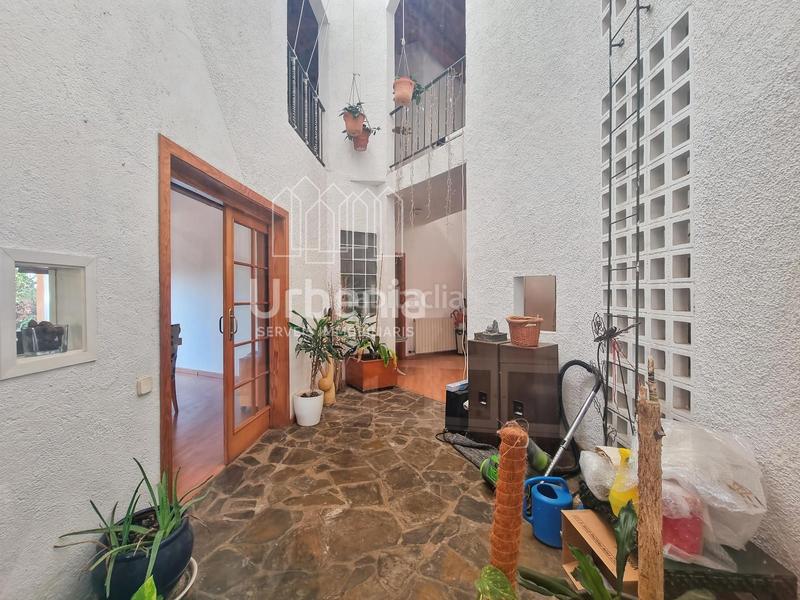 Foto db65c4d2-4d92-49a8-8830-4c6950de661a. Casa  , urbanización la llobera!! en Cabrils