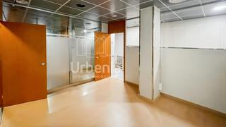 Lloguer Local Comercial a Calella. Espectacular local comercial en el corazón de calella