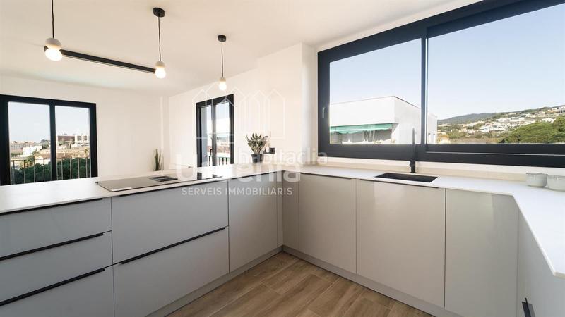 Foto e30e6f0b-29b4-4c3f-90e8-d6480a5d2804. Attique avec parking piscine dans El Balís Sant Andreu de Llavaneres