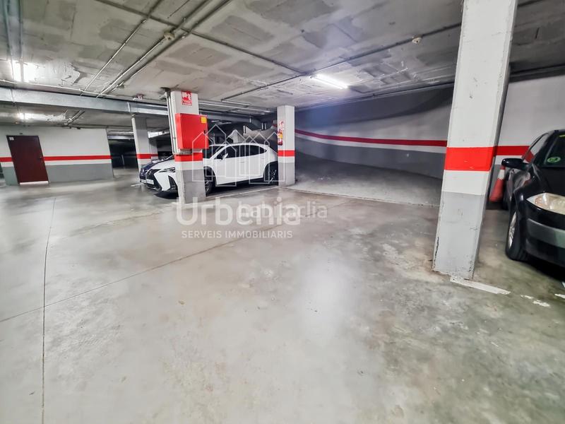 Foto 067b3ce6-52ac-4d9e-abd2-681716b4643b. Appartamento con parcheggio piscina in Via Europa - Parc Central Mataró