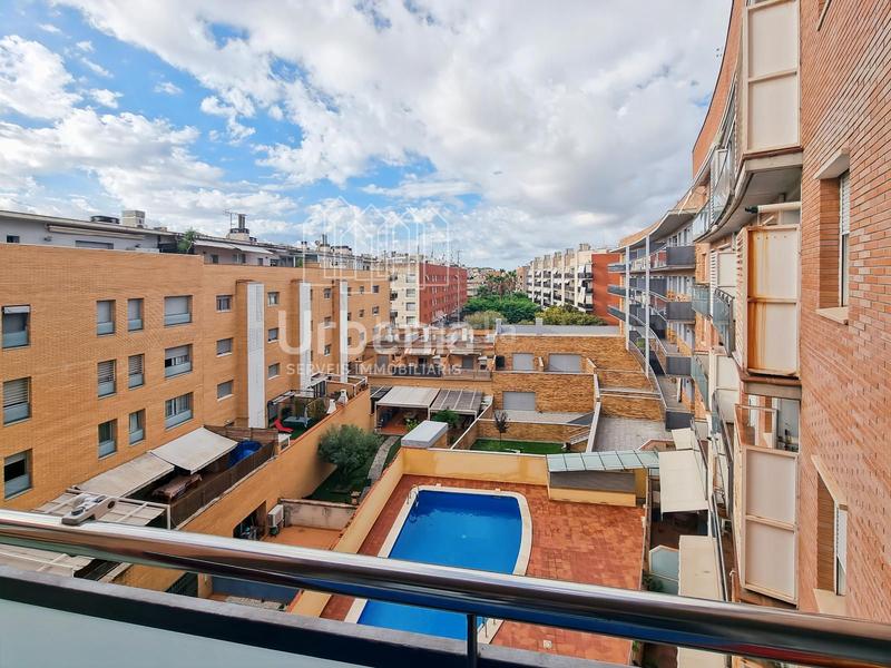 Foto 0eda3ebd-9329-4541-95dd-8626a29c9e8b. Appartamento con parcheggio piscina in Via Europa - Parc Central Mataró