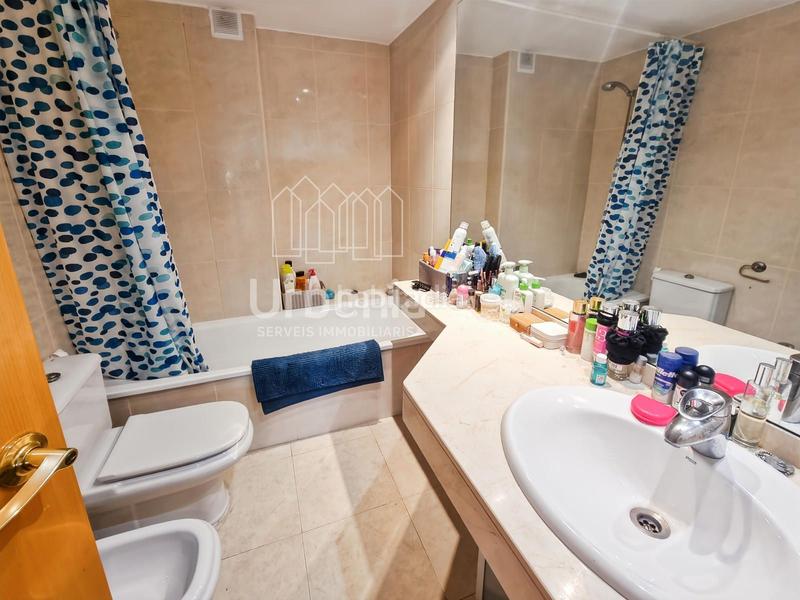 Foto 405c6a6e-a7a9-44dc-8760-046bfcf95f10. Appartamento con parcheggio piscina in Via Europa - Parc Central Mataró