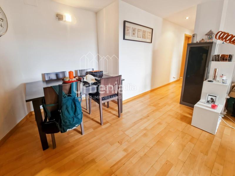 Foto 83c88da4-17b7-47fa-926a-67214664e5e7. Appartamento con parcheggio piscina in Via Europa - Parc Central Mataró