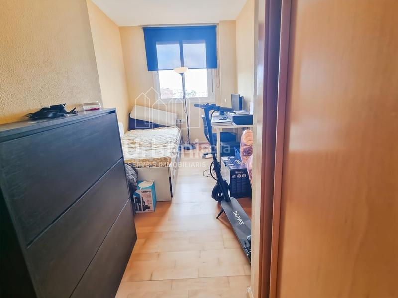 Foto 8cdb2ed0-9a98-450b-89cc-9e33b9ddb79e. Appartamento con parcheggio piscina in Via Europa - Parc Central Mataró