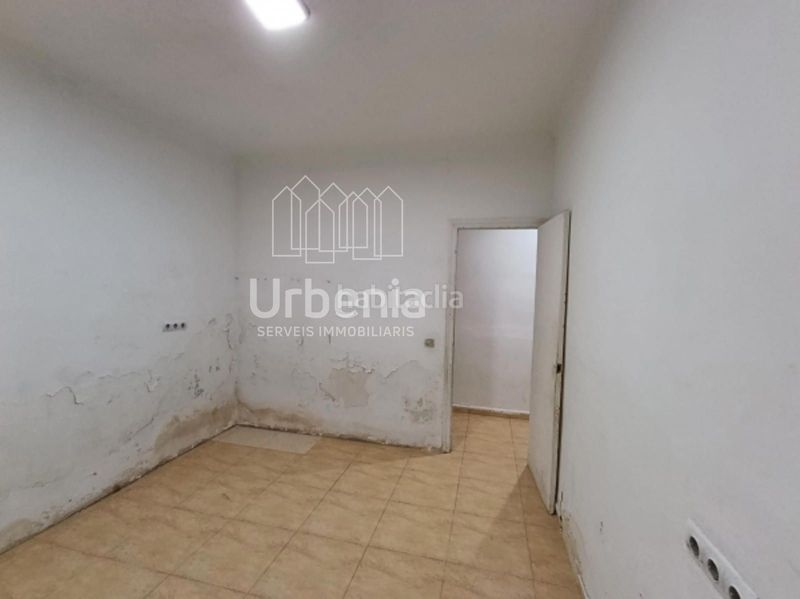 Foto 5a1a94e2-821b-4ca7-ad17-44007496eb75. Casa adossada a Poble Nou Terrassa