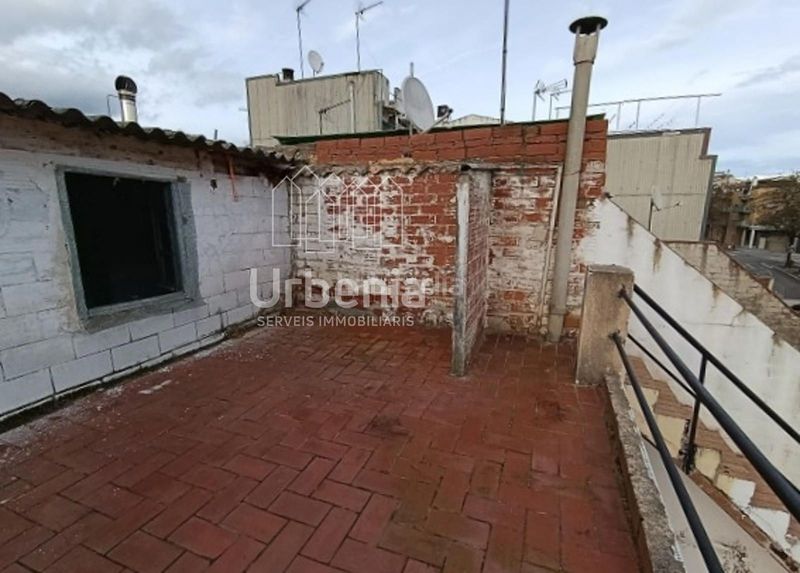 Foto abca9181-ea40-4071-b645-24a0eb087cae. Casa adossada a Poble Nou Terrassa
