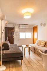 Appartement à Zona Alta. Piso de 4 habitaciones con licencia turística en premià de mar