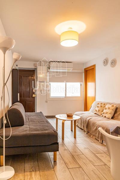 Foto 88917e1f-c6d2-4311-9961-27414bbb1cd6. Piso  de 4 habitaciones con licencia turística en Premià de Mar