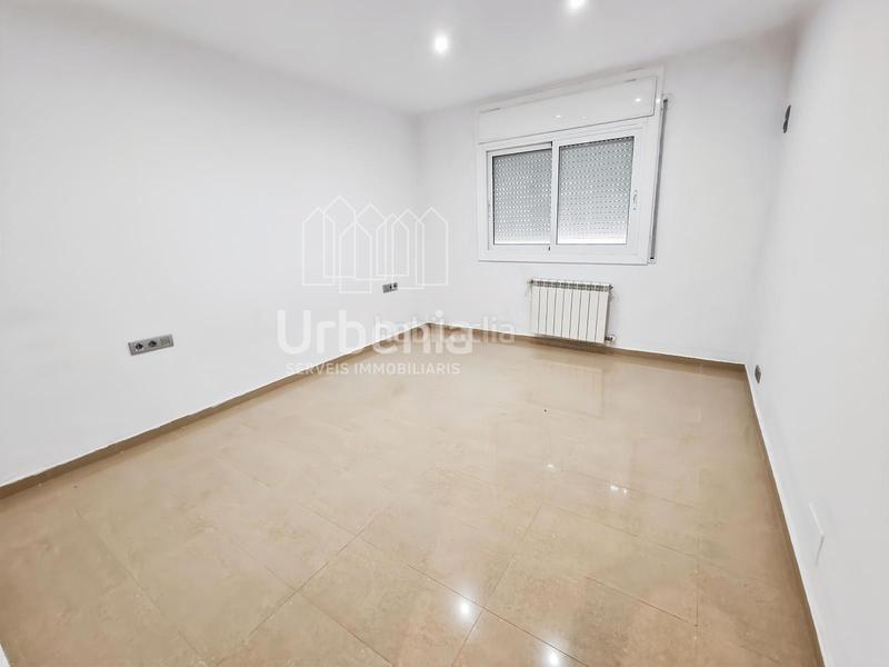 Foto 30dd84c5-2c98-42b5-a372-0e541ef52821. Flat with heating in Cerdanyola Nord Mataró