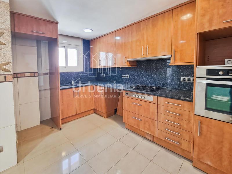 Foto 34a7ec20-b756-431b-b0ea-99e88169c54a. Flat with heating in Cerdanyola Nord Mataró