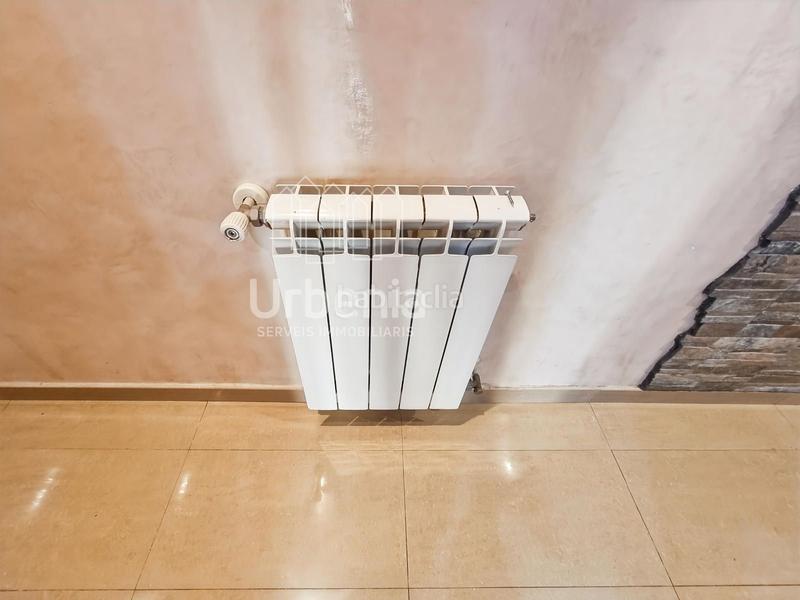 Foto d0e7233c-06cf-47ab-b638-9b99d1b7a8e2. Flat with heating in Cerdanyola Nord Mataró
