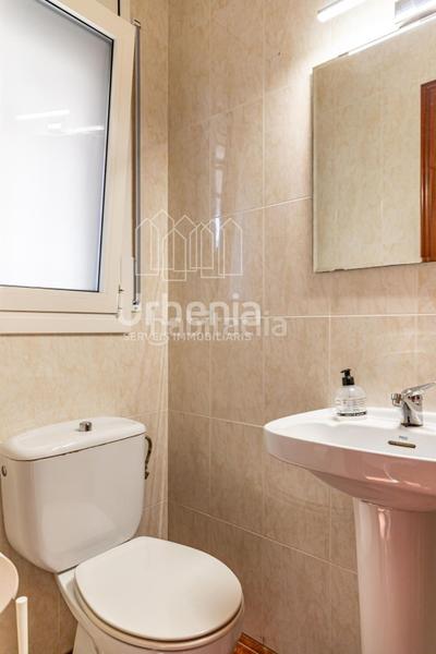 Foto 95b7a3cc-f403-46e8-a5ed-676b2a29e841. Casa amb calefacció aparcament a Cabrils