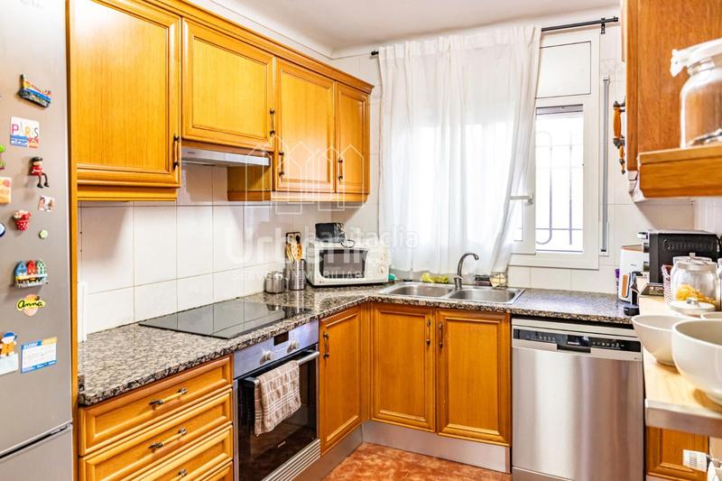 Foto ec209a70-9ec4-451a-9a0d-7694f5f44c7b. Casa amb calefacció aparcament a Cabrils