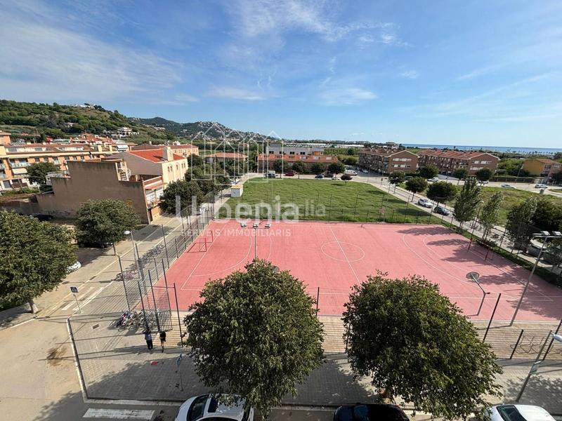 Foto 6e3cd043-2f4c-4e14-91a2-8e0972cac899. Piso ático con amplia terraza ! en Centre Pineda de Mar