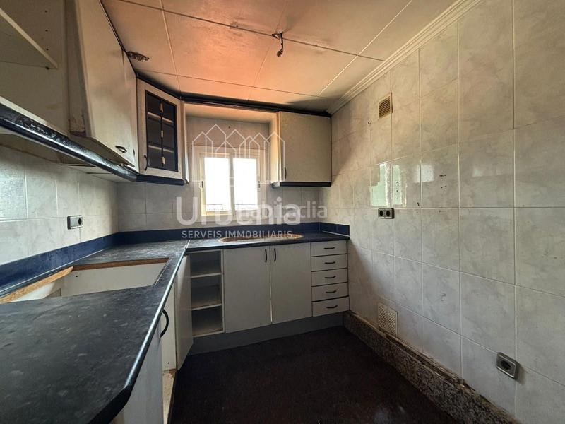 Foto 6f77c7bb-8ee2-4fc9-9f35-686b74b65a49. Piso ático con amplia terraza ! en Centre Pineda de Mar