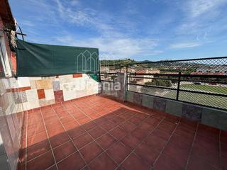 Appartement à Centre. Ático con amplia terraza !