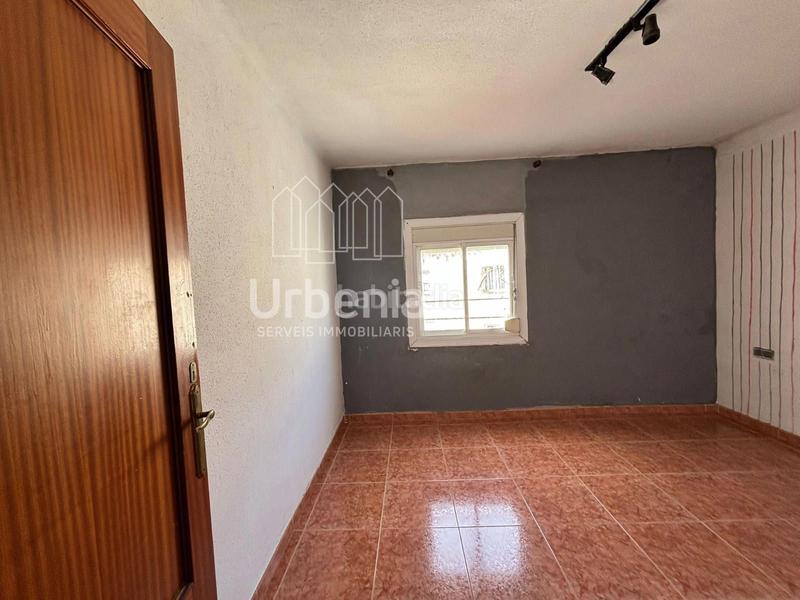 Foto d03cb10e-9bdf-4224-959b-d4a465174edc. Piso ático con amplia terraza ! en Centre Pineda de Mar