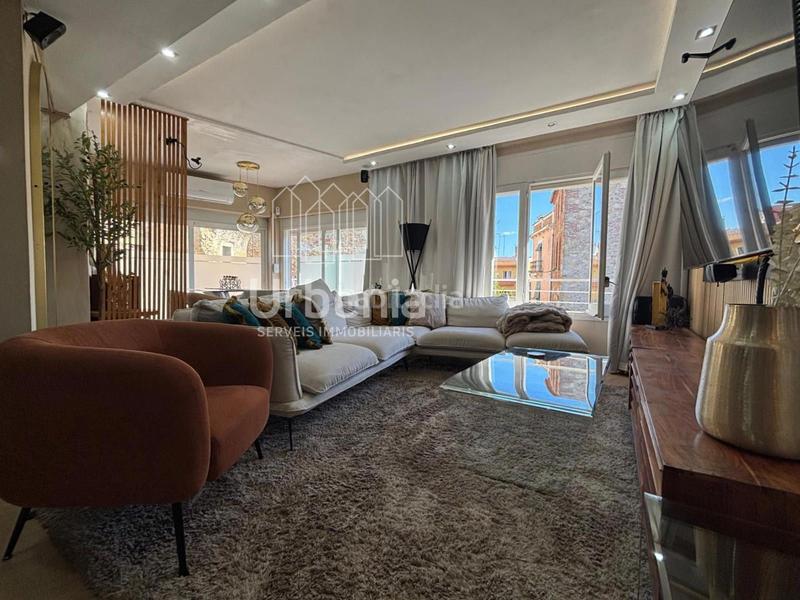 Foto 097d1fa4-acd7-49ee-aa28-37dfa02b2d2e. Piso precioso piso semi reformado centro! en Tordera Tordera