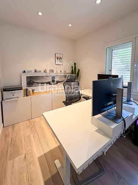 Foto 2969fa5f-e011-4b81-84b2-65fe2ac11f91. Chalet con riscaldamento parcheggio in Nucli Urbà Argentona