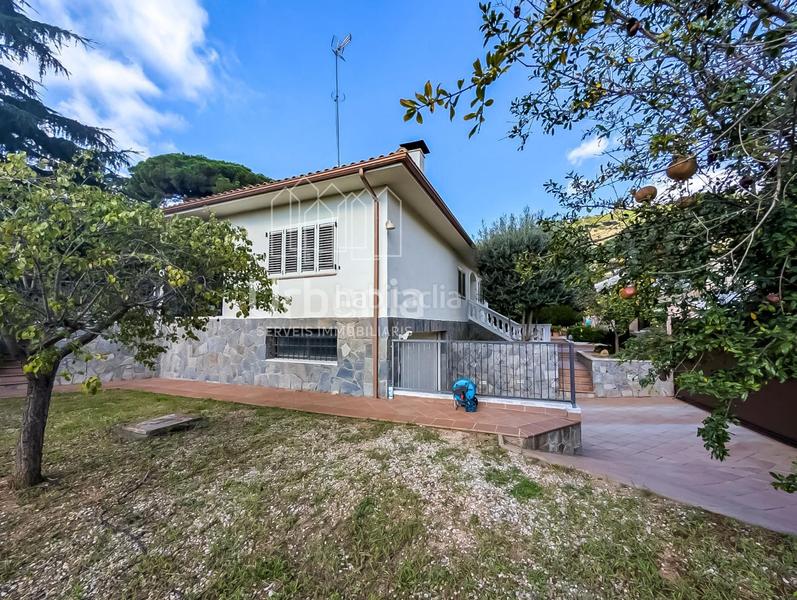 Foto 31acd851-f855-4255-b990-69650384bbde. Chalet con riscaldamento parcheggio in Nucli Urbà Argentona