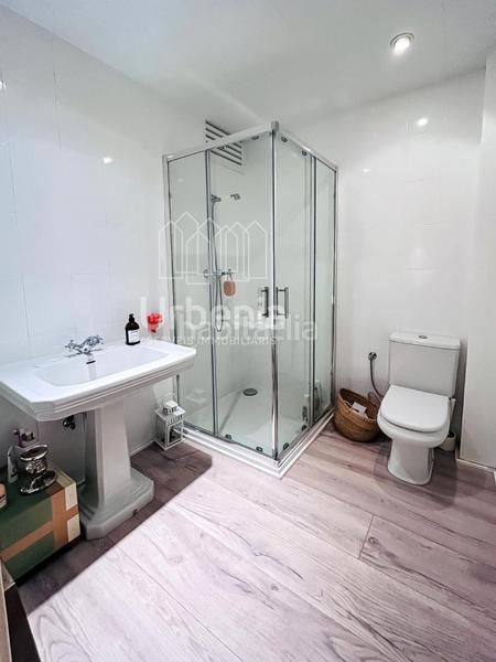 Foto 43e3fa11-af1d-4e66-bd2c-e324f1c0f2d2. Chalet con riscaldamento parcheggio in Nucli Urbà Argentona