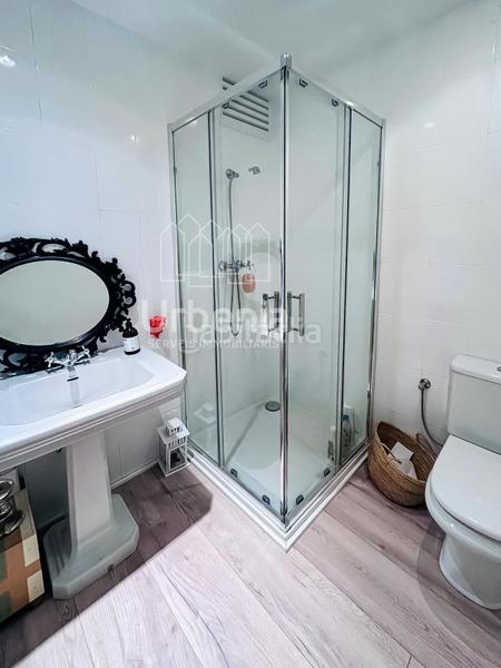 Foto e08c3715-5aaf-4e4f-8215-db0d1b3f2fc2. Chalet con riscaldamento parcheggio in Nucli Urbà Argentona