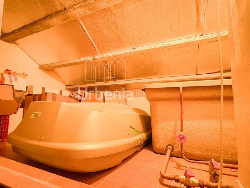 Foto 6c18f5dc-430a-4956-8994-72681a405138. Casa adosada adosado en venta . en Poble - Casc Antic Castellar del Vallès