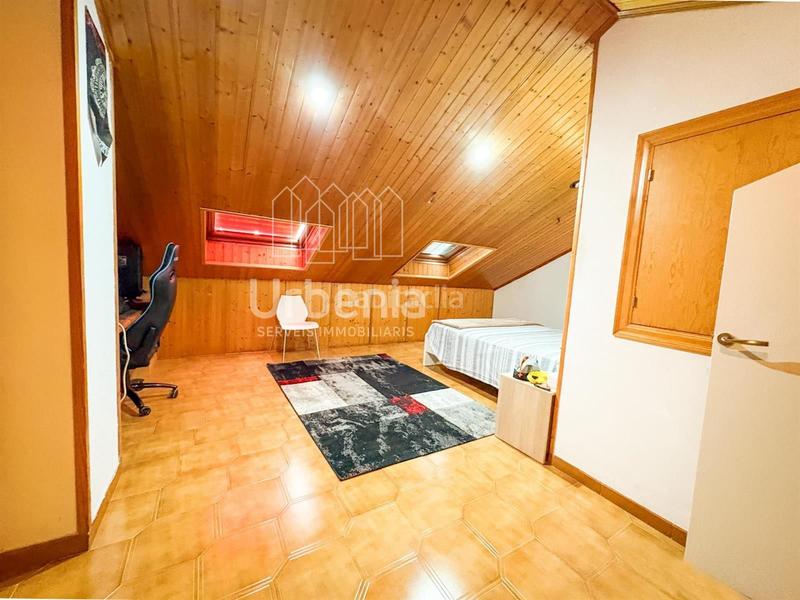 Foto 9979a239-85d0-474c-982c-ffc7f70174f9. Casa adosada adosado en venta . en Poble - Casc Antic Castellar del Vallès