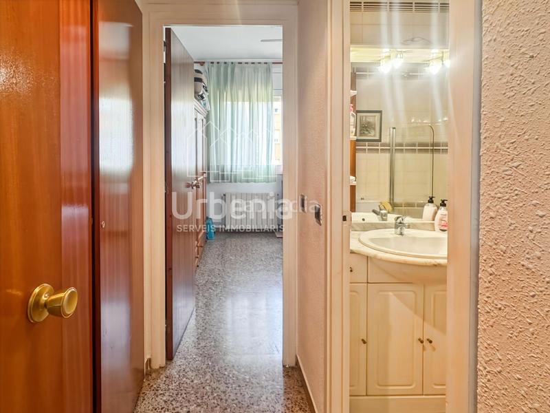 Foto 116ee83f-3bc8-4499-8cda-d15c964bddd0. Etagenwohnung mit heizung in Bufalà Badalona