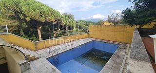 Chalet à Santa Maria de Palautordera. Chalet de tres plantas con piscina !