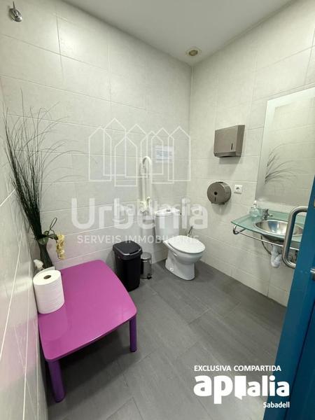 Foto 302f8869-9418-42e4-95ac-874d2aad0887. Locale commerciale in Barri Antic Barberà del Vallès