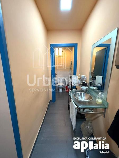 Foto 40db2bbd-2092-4427-a00c-d59cf3a40e1a. Locale commerciale in Barri Antic Barberà del Vallès