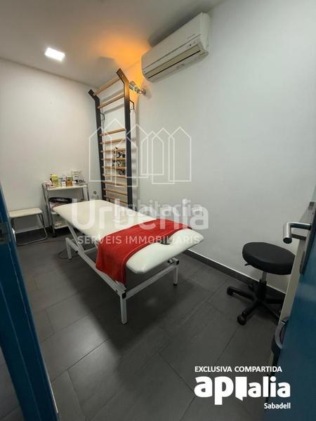 Foto f9ce6161-7098-46a9-be8e-1fb6572f1c3b. Locale commerciale in Barri Antic Barberà del Vallès