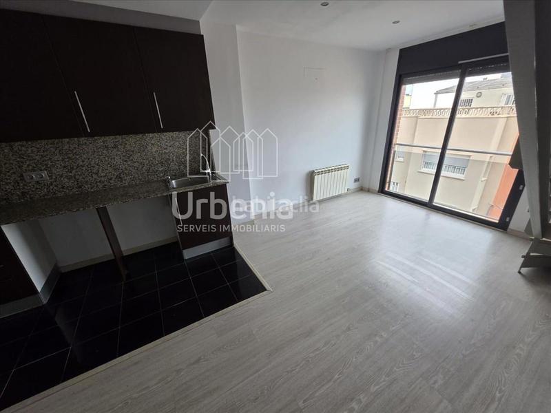 Foto 65305535-c71e-4105-a1e7-8f6c207ad0b4. Dúplex amb calefacció a Ca n'Anglada Terrassa