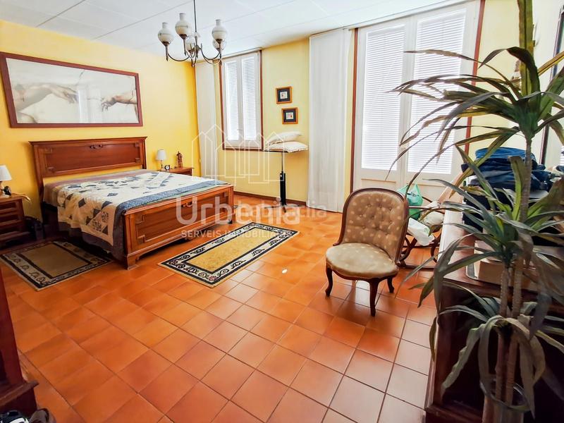 Foto 490d6d8e-cf00-4e00-8ec8-50c285ab4119. Casa in Eixample Mataró