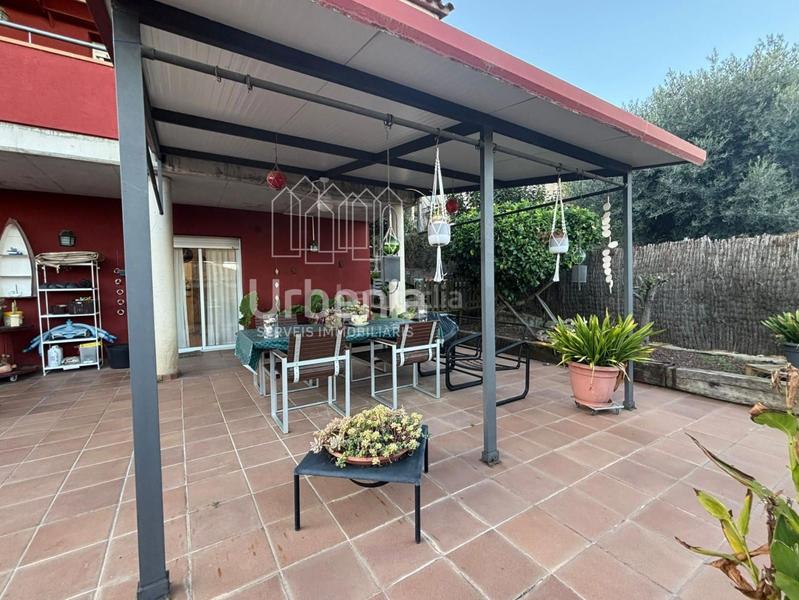 Foto 6d90bbd1-ebd6-484d-a7ce-b71738091785. Casa amb calefacció aparcament piscina a Mas Mora-Sant Daniel Tordera