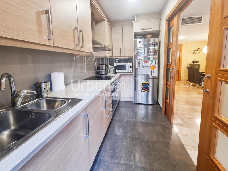 Foto a37e50e1-b199-4875-babd-090f35d451a9. Piso  en centro plaza santa anna, en Centre Mataró