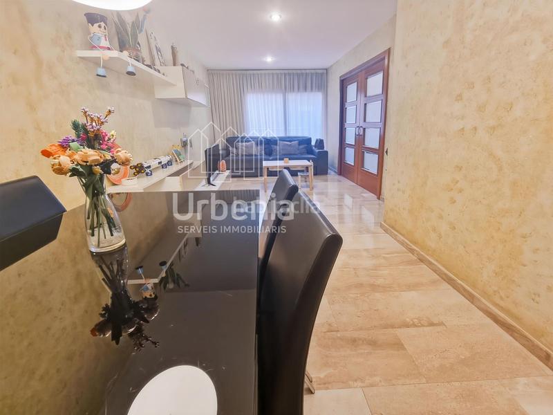 Foto fba23e10-9d4e-43a3-9867-fcf6f2562143. Piso  en centro plaza santa anna, en Centre Mataró