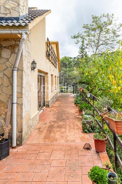 Foto 43512ac8-c7ca-4245-ba8a-52d44a08579d. Maison avec chauffage parking dans Urbanitzacions Argentona