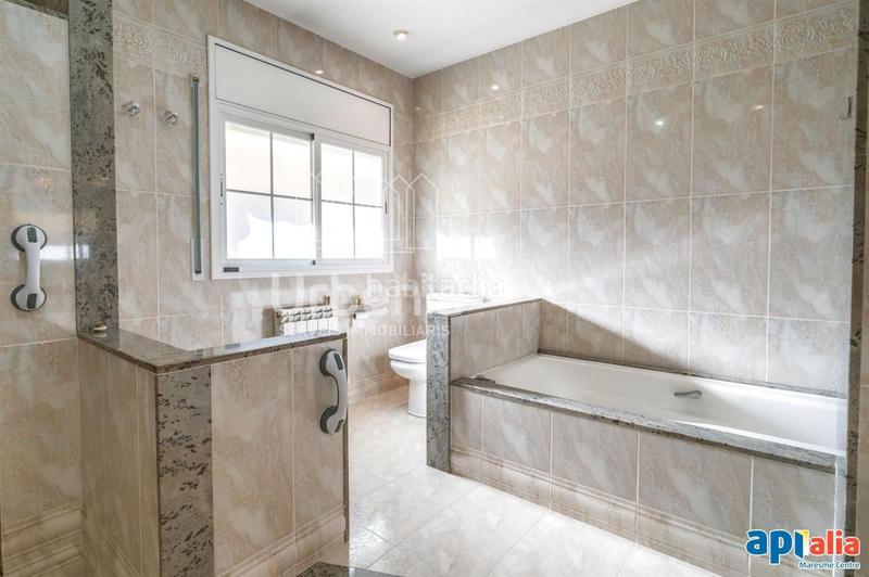 Foto 61f70f6a-ce87-4a0d-afac-33332e9a2cd6. Maison avec chauffage parking dans Sector Est Premià de Mar