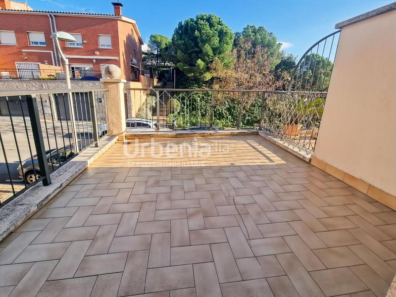 Foto 5c39f7a7-68e3-488c-8b9e-21e71cbb1d35. Casa amb calefacció aparcament a Vista Alegre Mataró