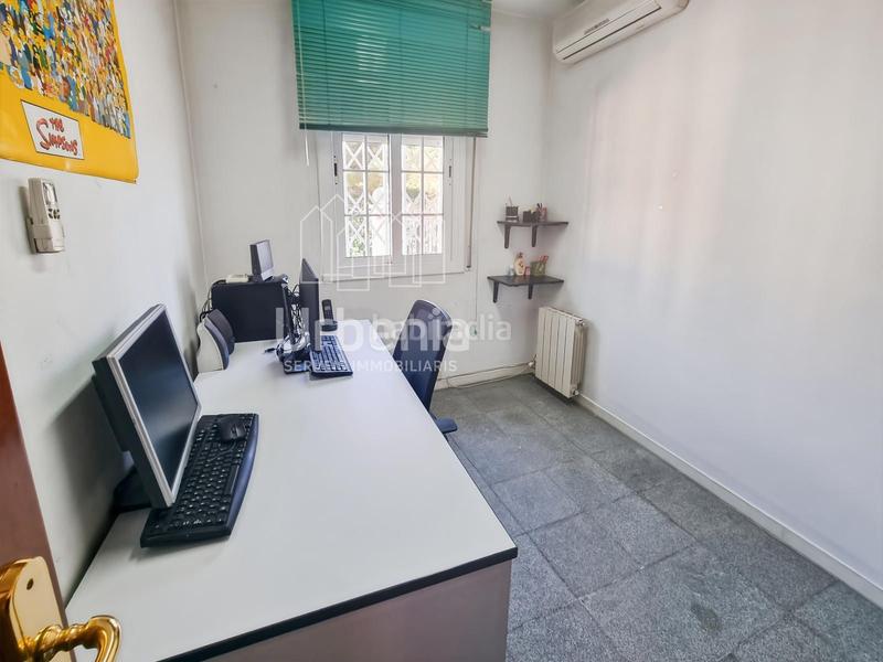 Foto f5a7d6b5-3c6e-4064-8bb7-8f51ec29c3e7. Casa amb calefacció aparcament a Vista Alegre Mataró