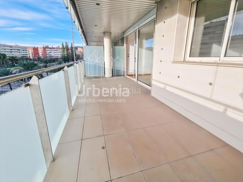 Foto 00955f61-1b14-4f53-b920-e28b1758efe9. Flat with heating parking in Via Europa - Parc Central Mataró