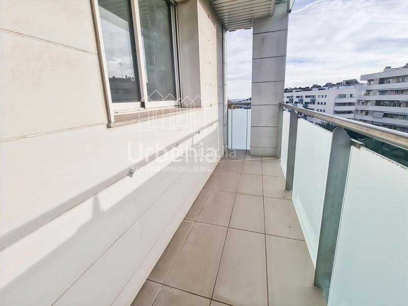 Foto 372dd995-d99f-4032-beda-948fb9c6bbb2. Flat with heating parking in Via Europa - Parc Central Mataró