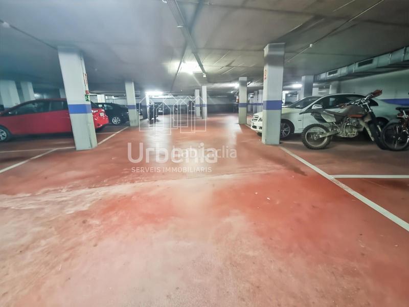 Foto a7780005-e05a-48cb-9dae-f7bc8b34fdbe. Flat with heating parking in Via Europa - Parc Central Mataró