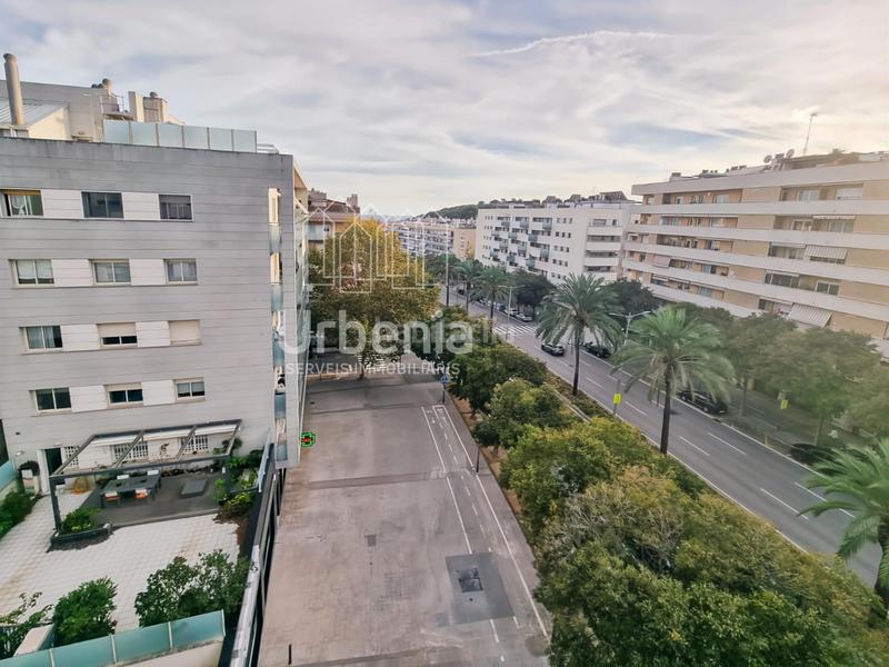 Foto eefc7436-9a04-4bf1-84eb-1d0286060385. Flat with heating parking in Via Europa - Parc Central Mataró