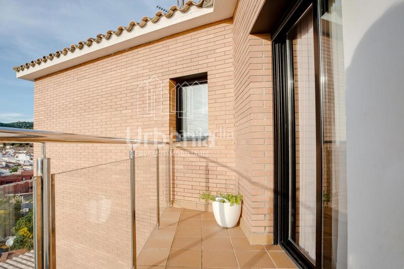 Foto 41da41e1-9c56-4d60-96a5-f465c1d078d0. Casa con riscaldamento parcheggio piscina in Canet de Mar