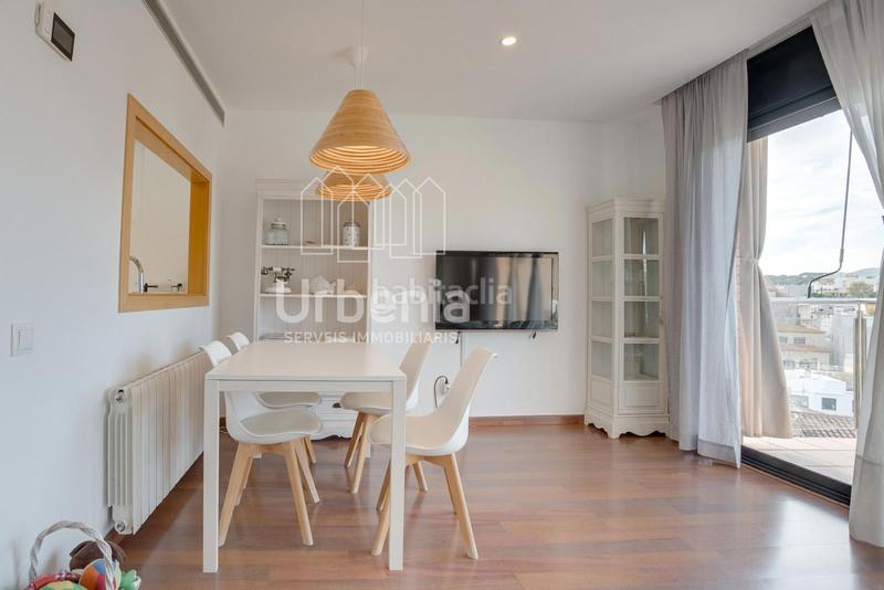 Foto 4a12ec62-22ee-4969-a6c1-b110ca3cba7e. Casa con riscaldamento parcheggio piscina in Canet de Mar