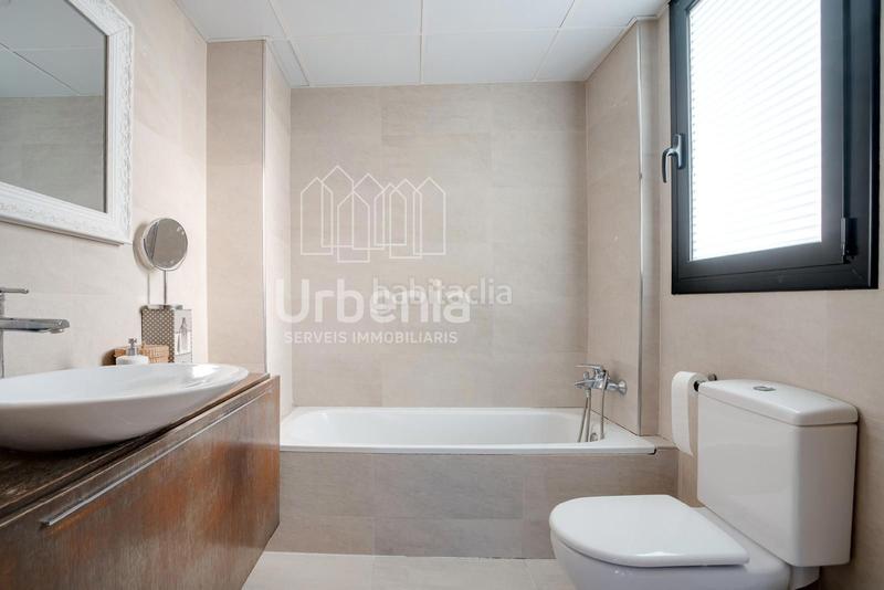 Foto 4ec8d162-0cfd-477d-a5f5-fb921371551f. Casa con riscaldamento parcheggio piscina in Canet de Mar