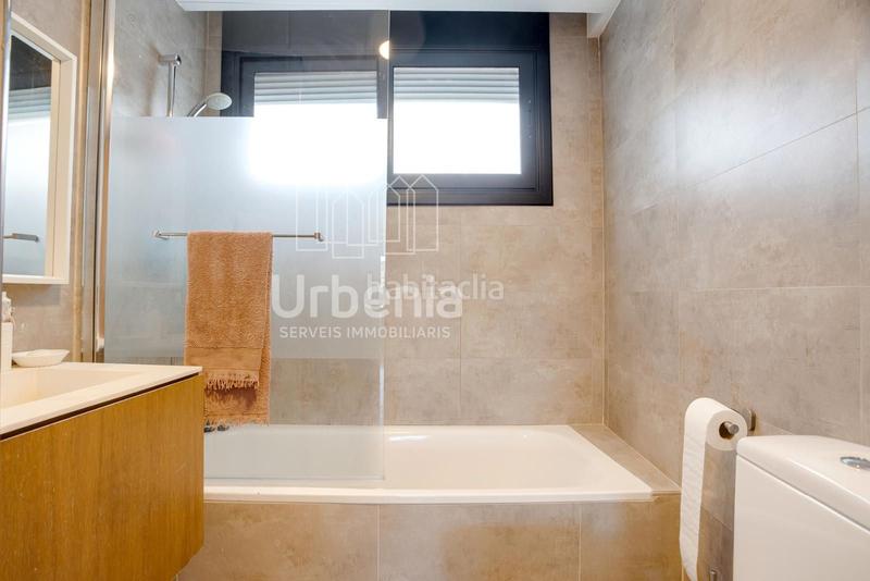 Foto 6c760178-ab89-4eab-83b4-42789ab97cdb. Casa con riscaldamento parcheggio piscina in Canet de Mar